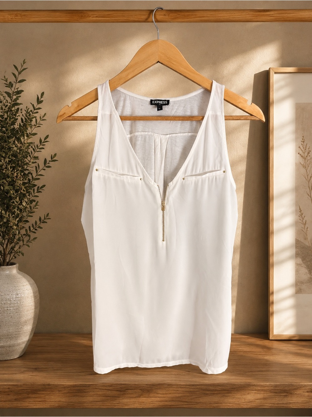 Express White V-Neck Zip-Front Sleeveless Camisole